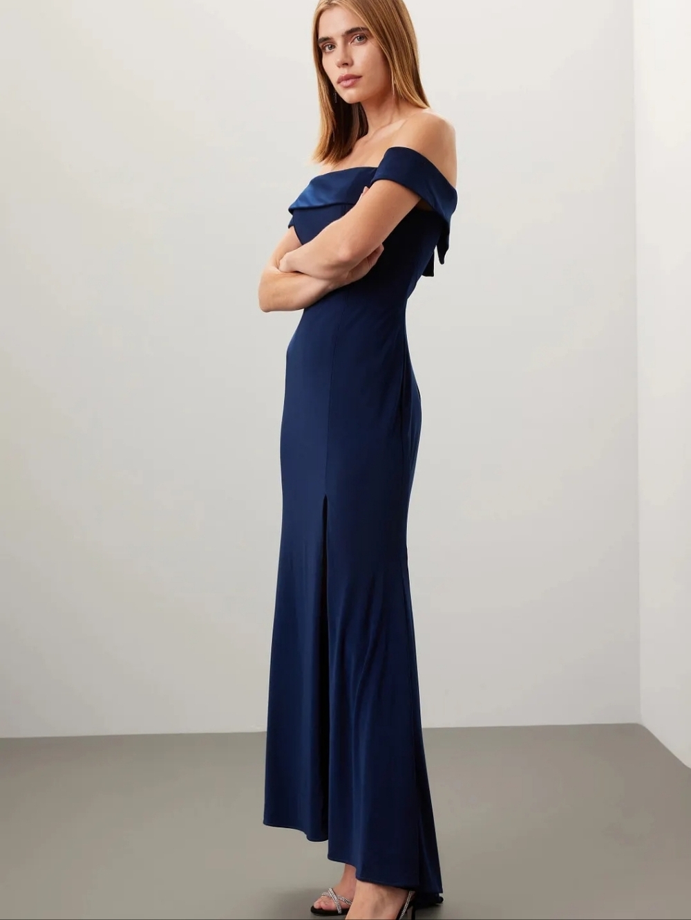 Faviana Off The Shoulder Gown Size 0 MSRP $472